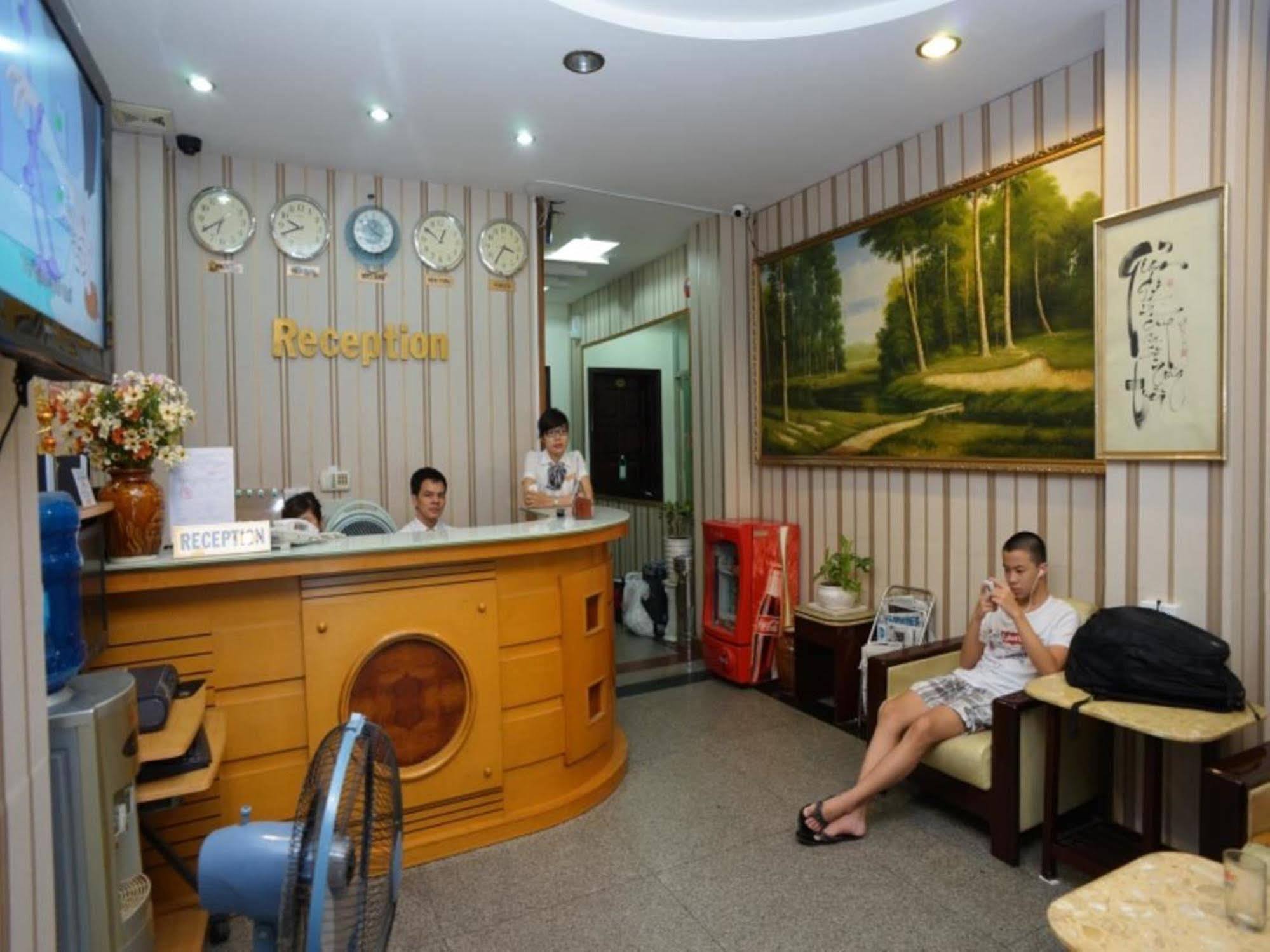 A25 Hotel - 22 Nguyen Cu Trinh Хошимин Экстерьер фото